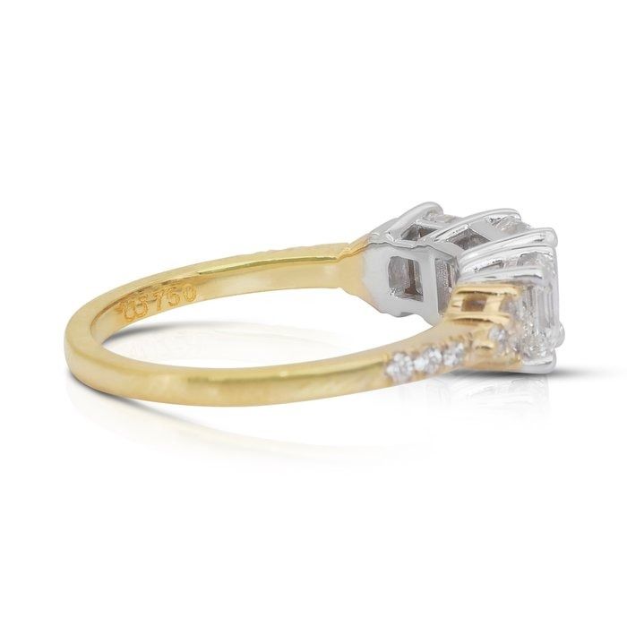 Elegant 2.26ct Diamonds 3-Stone Ring in 18k Yellow & White Gold - IGI Certified