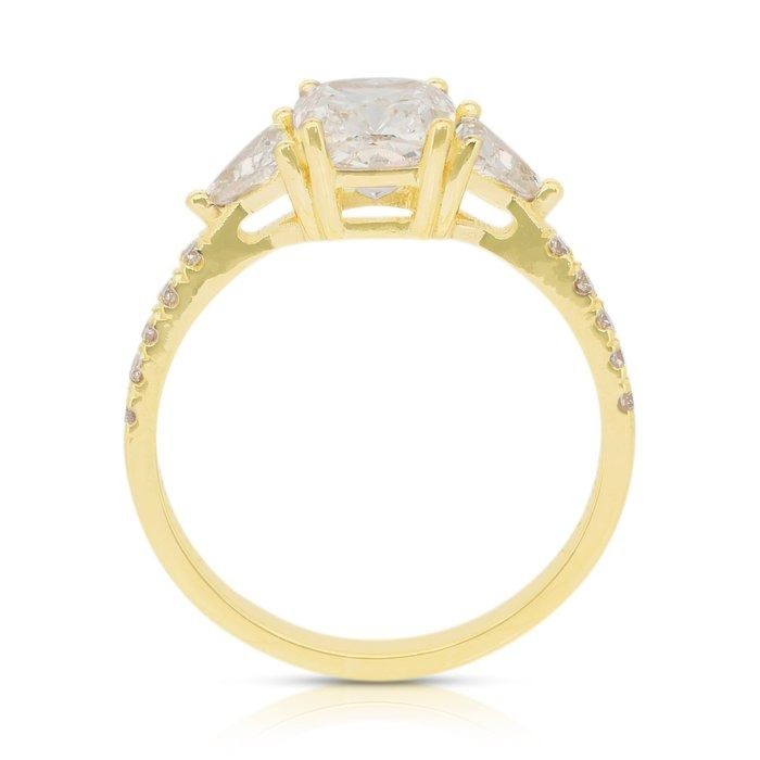 Elegant 2.57ct Diamonds 3-Stone Ring in 18k Yellow Gold - IGI Certified
