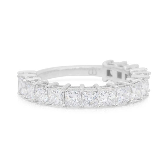 Elegant 2.88ct Natural Diamonds Ring in 18k White Gold - IGI Certified