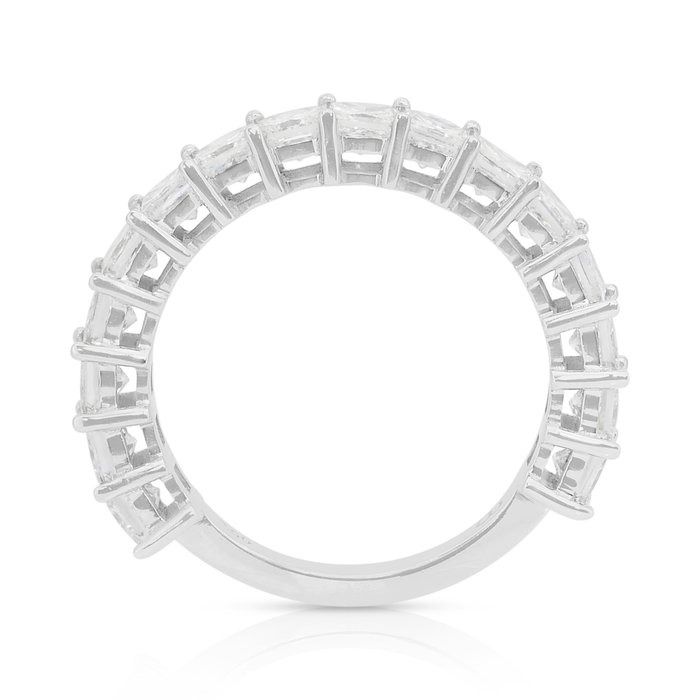 Elegant 2.88ct Natural Diamonds Ring in 18k White Gold - IGI Certified