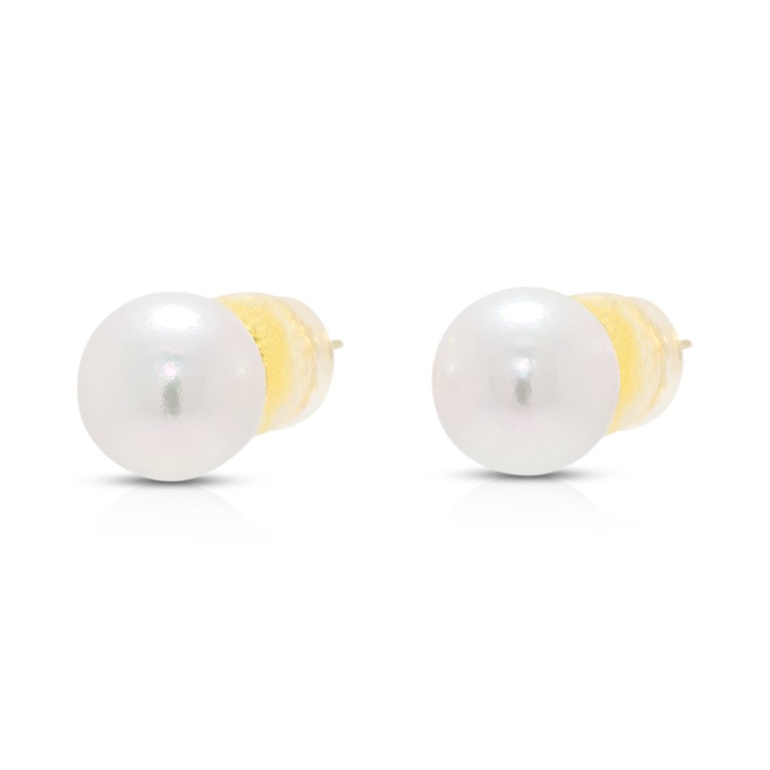 Elegant 7mm Akoya Pearl Stud Earrings in 18K Yellow Gold