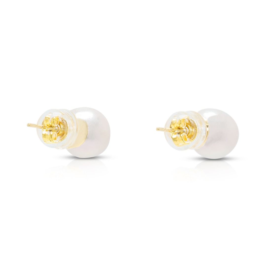 Elegant 7mm Akoya Pearl Stud Earrings in 18K Yellow Gold