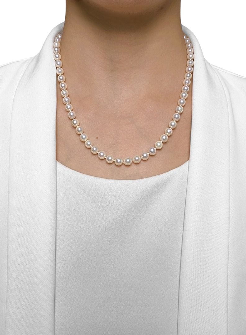 Elliott and Carmen 6.88 to 7.01mm Akoya Pearl Necklace in 14K White Gold (new-unworn)