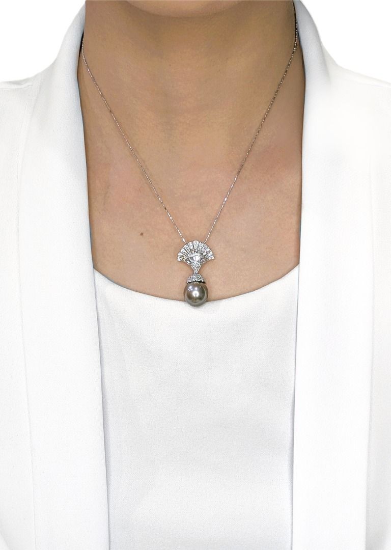 Exquisite 12.68mm South Sea Pearl & 0.38ct Natural Diamond Pendant in 18K White Gold