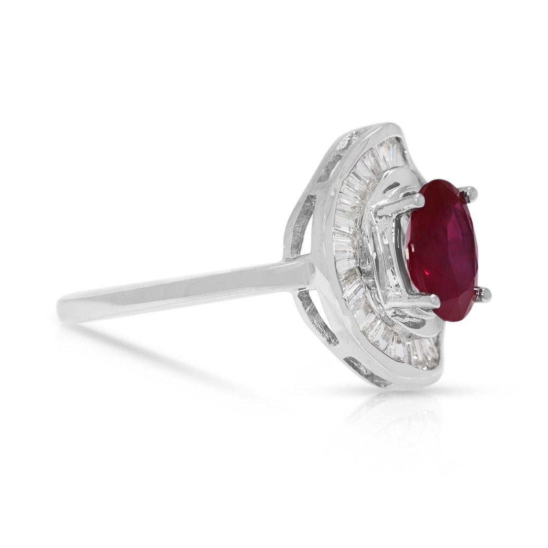 Exquisite 1.50ct Natural Ruby and Tapered Diamond 18k White Gold Ballerina Ring (New-unworn)