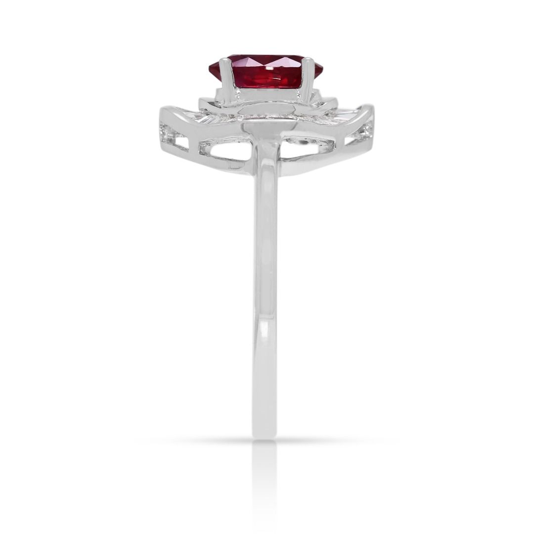 Exquisite 1.50ct Natural Ruby and Tapered Diamond 18k White Gold Ballerina Ring (New-unworn)