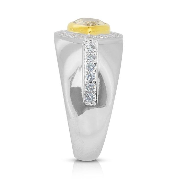 Exquisite 2.91ct Diamonds Cluster Ring in 18k White & Yellow Gold - IGI Certified