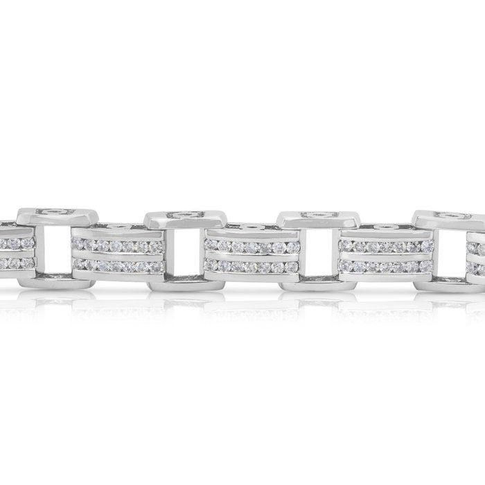 Exquisite 4.01ct Diamonds Bracelet in 14k White Gold - IGI Certified