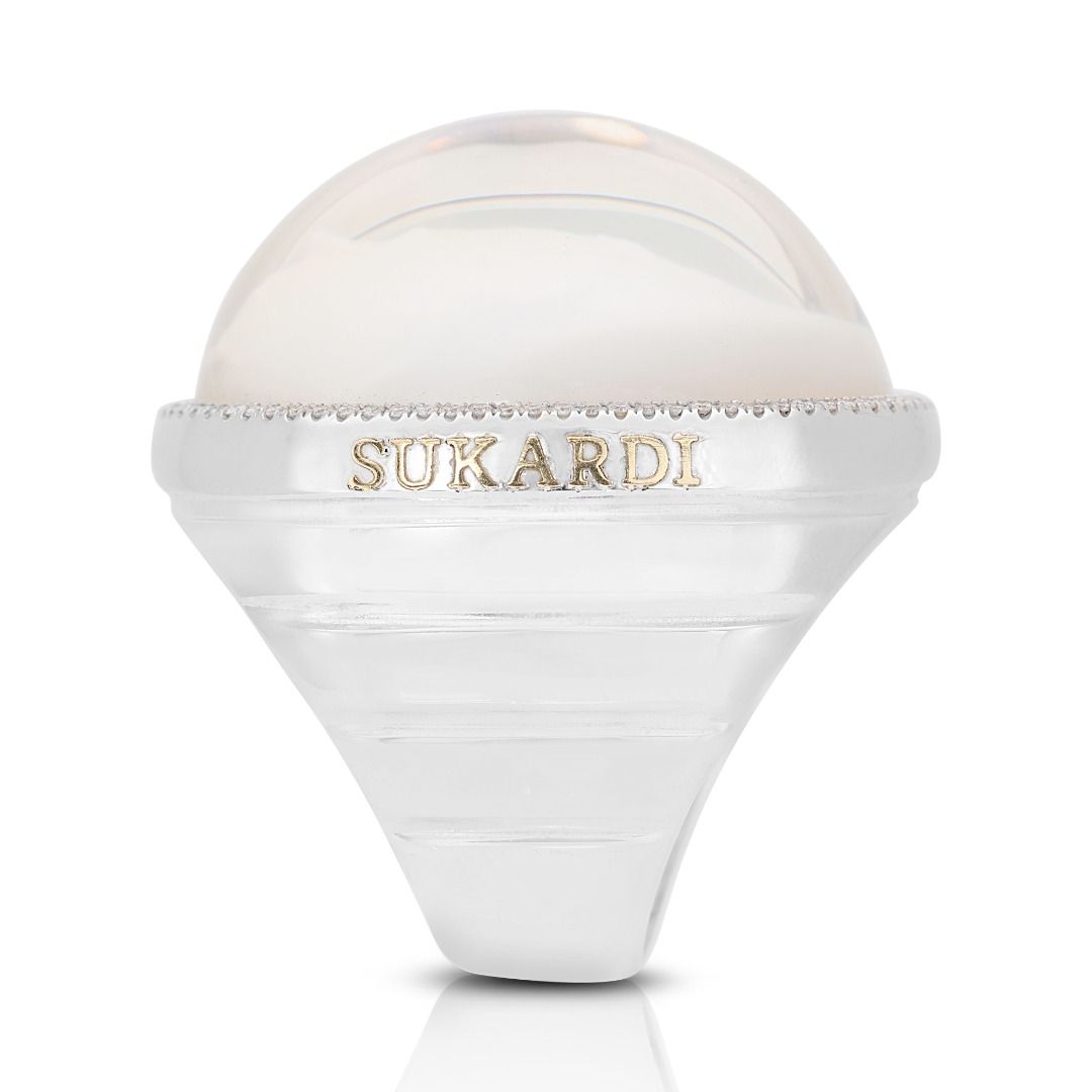 Exquisite Opal Ring with 0.80ct Side Diamonds in 18K White Gold