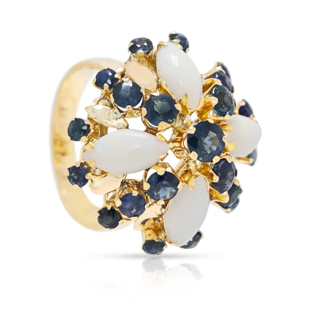 Floral 2.00ct Opal & Sapphire Ring in 18K Yellow Gold