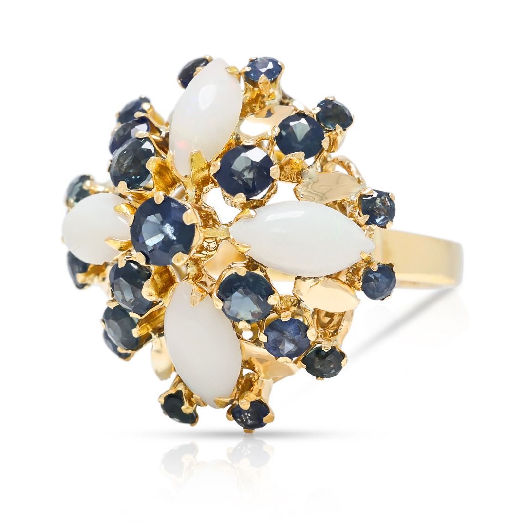 Floral 2.00ct Opal & Sapphire Ring in 18K Yellow Gold