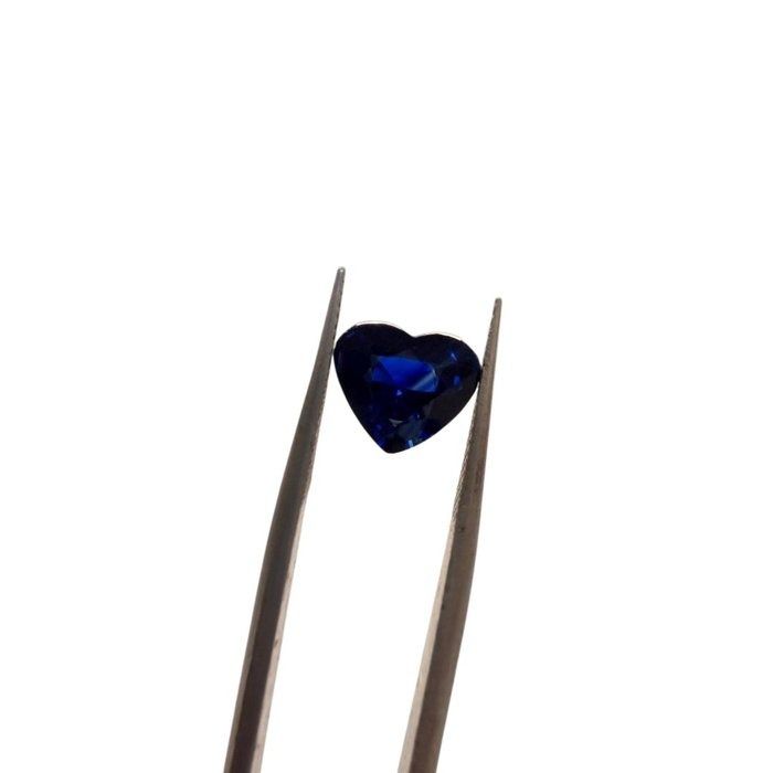GIA Certified 2.36ct Heart-Shaped Sapphire Gemstone