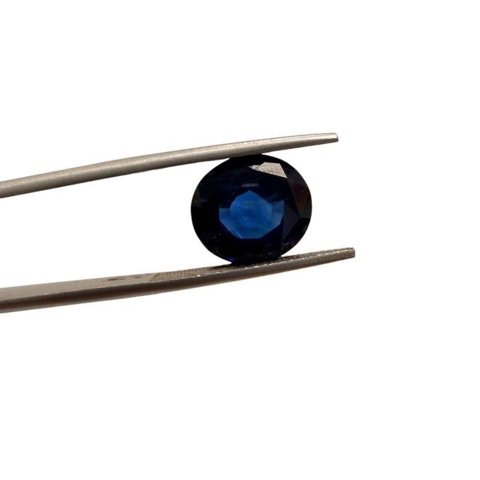 GIA Certified 6.07ct Oval Sapphire Gemstone