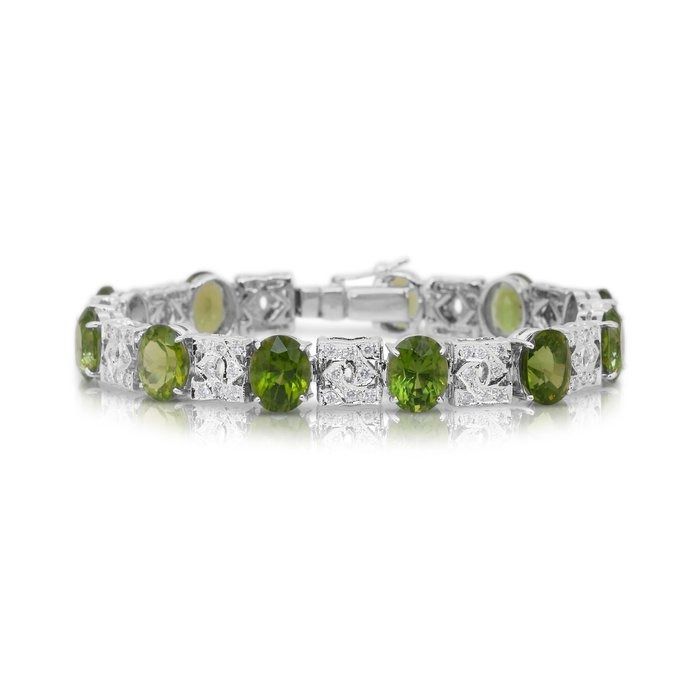 Glamorous 27.42ct Peridots and Diamonds Bracelet in 14k White Gold - IGI Certified
