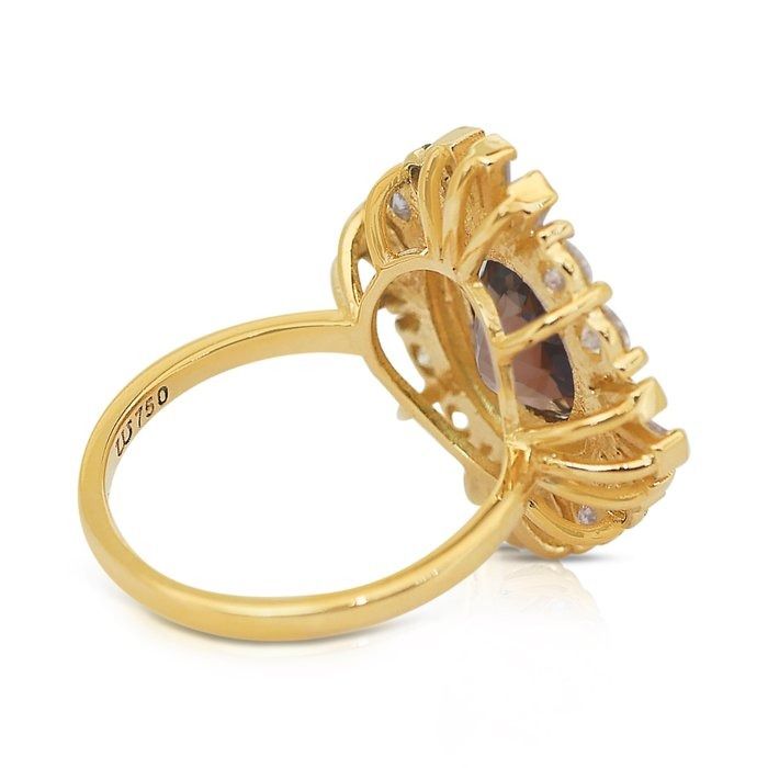 Glamorous 4.36ct Andalusite and Diamonds Cluster Ring in 18k Yellow Gold - IGI Certified