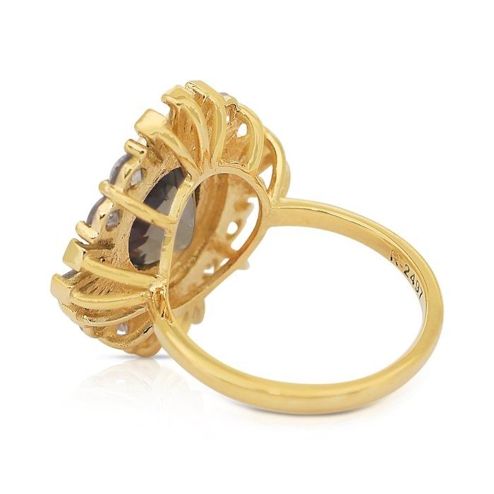 Glamorous 4.36ct Andalusite and Diamonds Cluster Ring in 18k Yellow Gold - IGI Certified