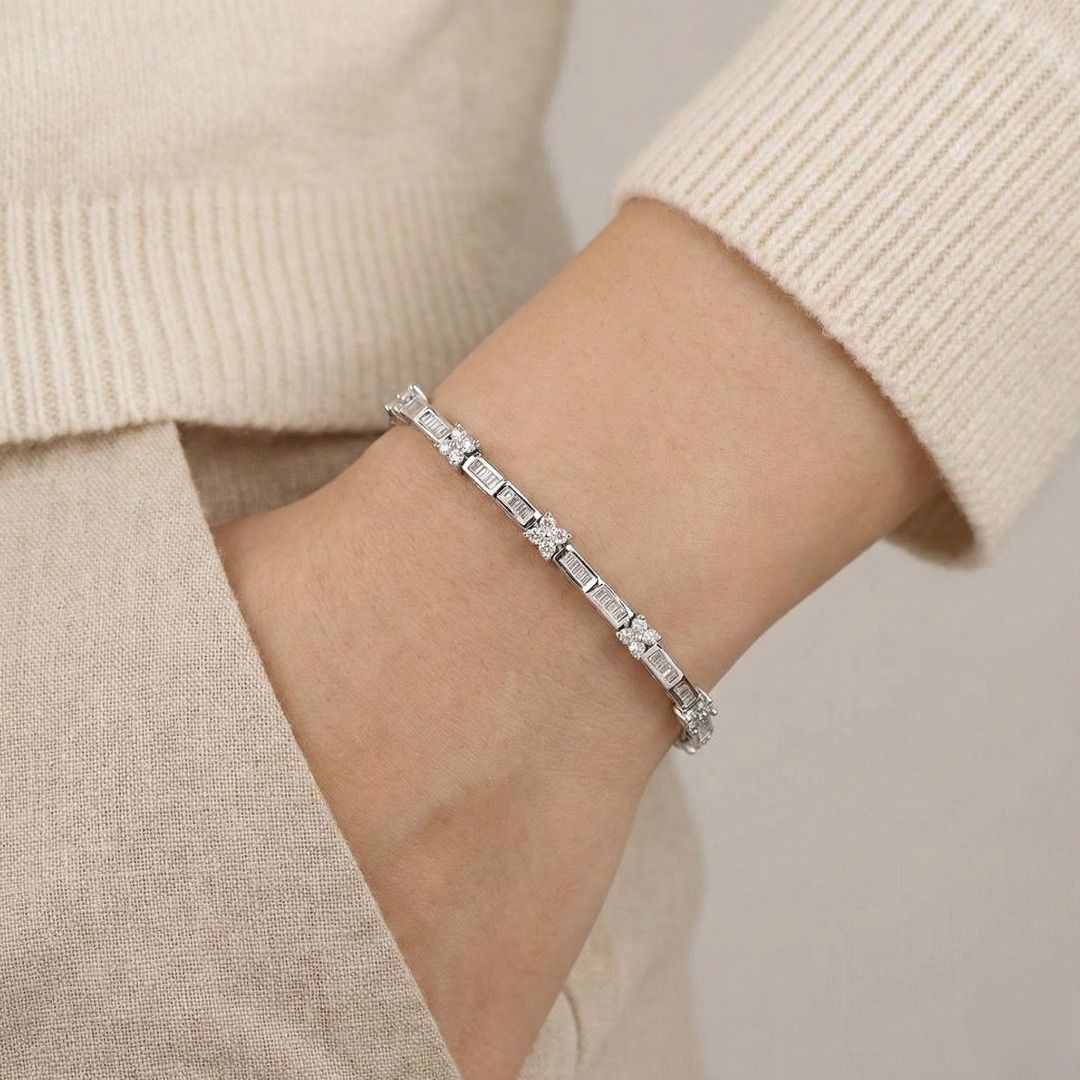 Glistening 1.42ct Natural Diamond Architectural Link Bracelet in 18K White Gold