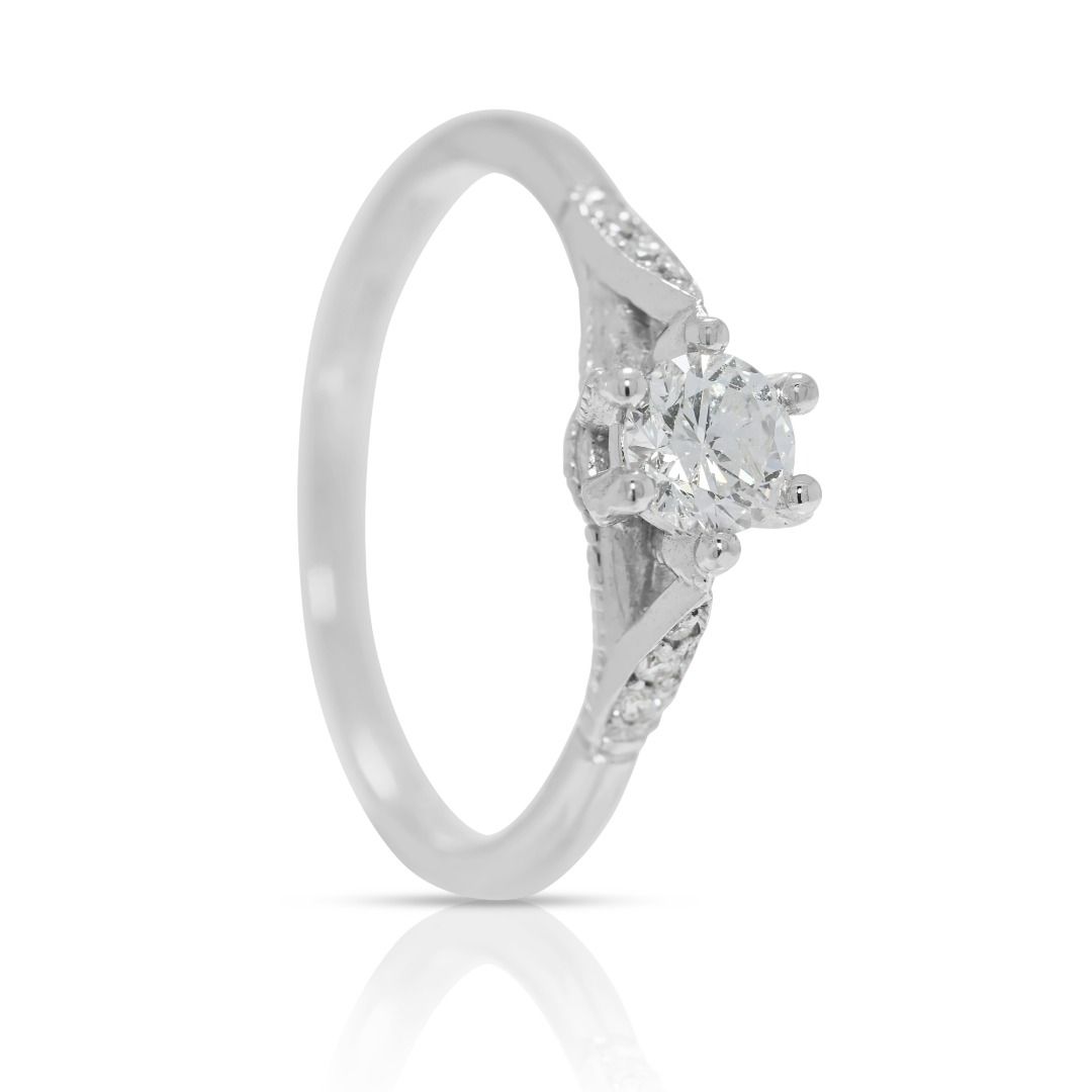 Gorgeous Solitaire Ring in 14k White Gold