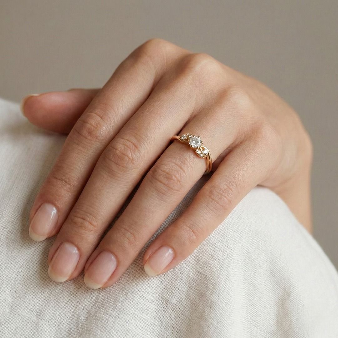 Graceful 0.18ct Natural Diamond Ring in 20K Yellow Gold