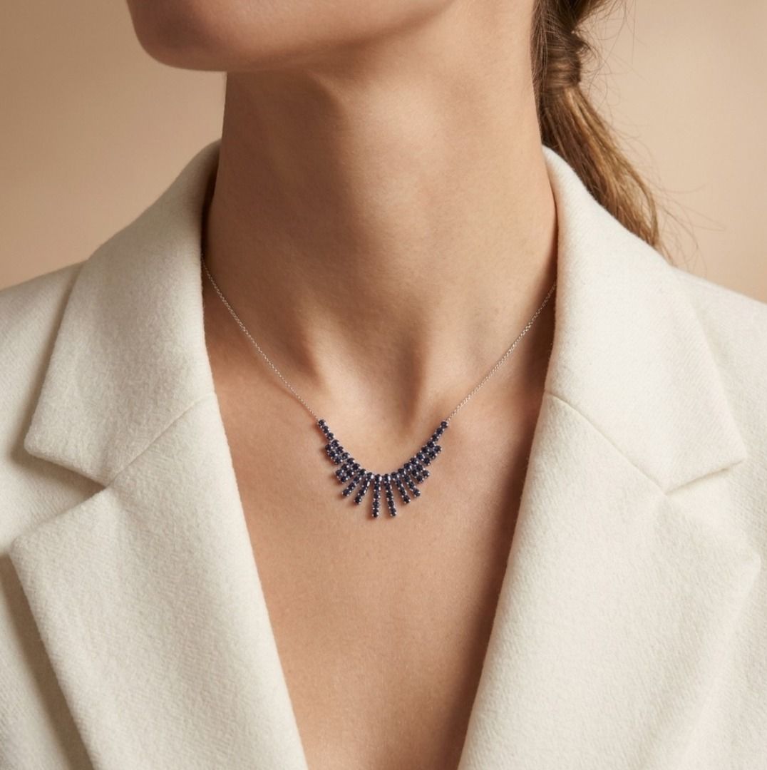 Graceful 2.24ct Sapphire Necklace in 18K White Gold