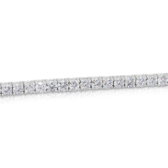 Graceful 4.78ct Diamonds Tennis Bracelet in 18k White Gold - IGI Certified