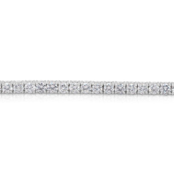 Graceful 4.78ct Diamonds Tennis Bracelet in 18k White Gold - IGI Certified