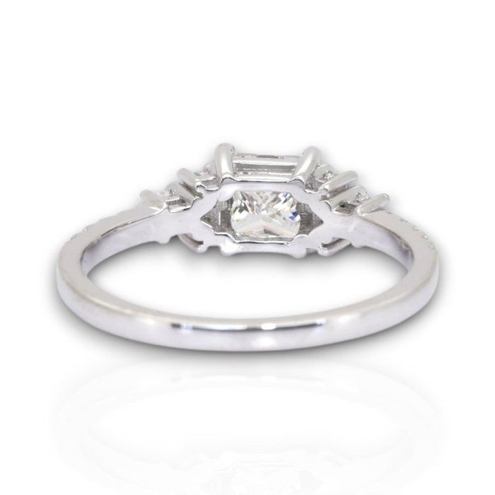 IGI Certified 0.97ct Diamonds Pave Ring in 18k White Gold