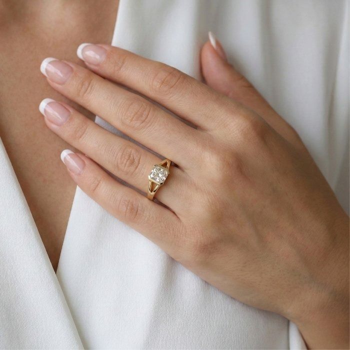 IGI Certified 1.02ct Diamond Solitaire Ring in 18k Yellow Gold