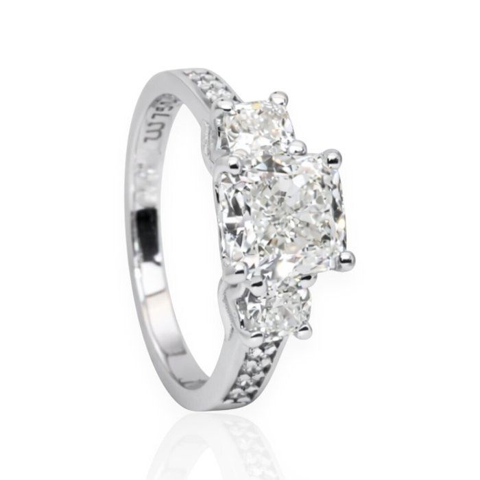 IGI Certified 2.20ct Diamonds 3-Stone Ring in 18k White Gold