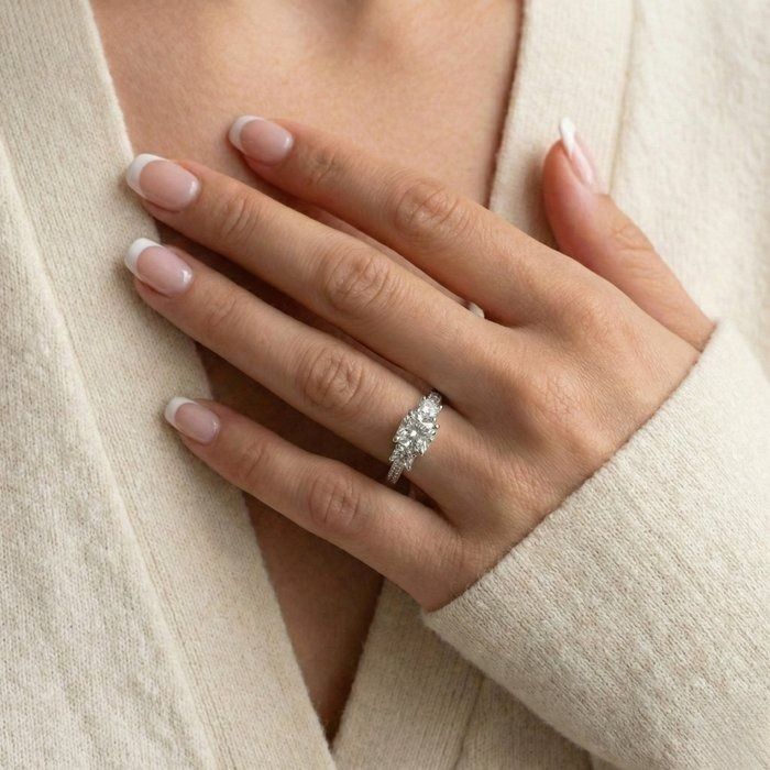 IGI Certified 2.20ct Diamonds 3-Stone Ring in 18k White Gold