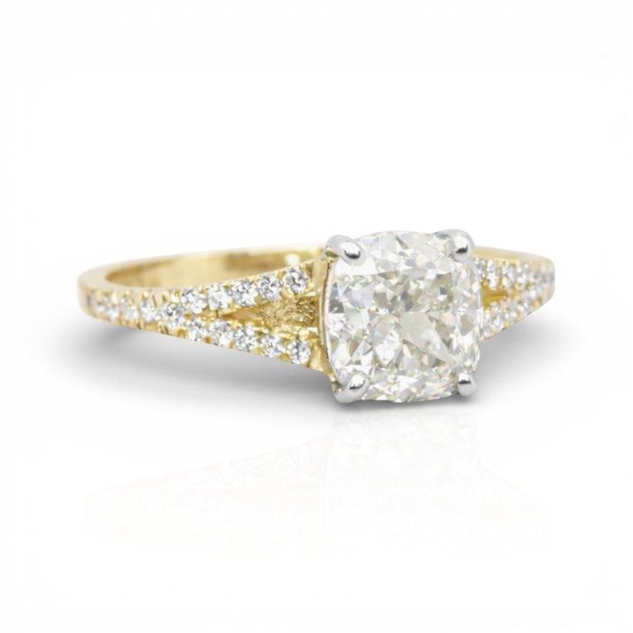 IGI Certified 2.26ct Diamonds Pave Ring in 18k Yellow & White Gold