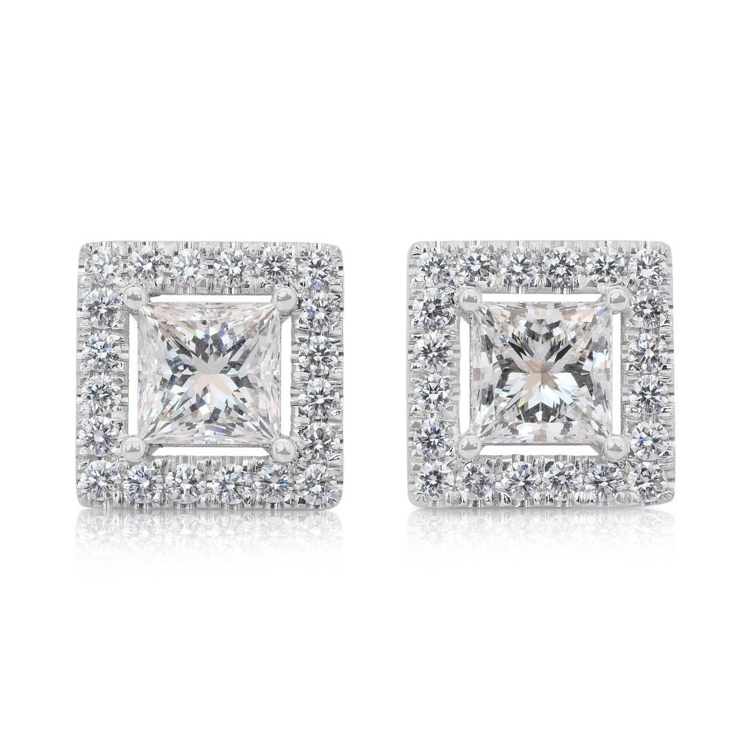 IGI Certified 2.69ct Diamonds Stud Earrings in 18k White Gold