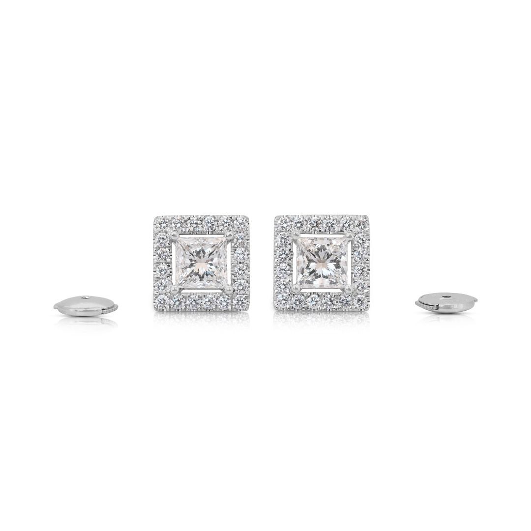 IGI Certified 2.69ct Diamonds Stud Earrings in 18k White Gold