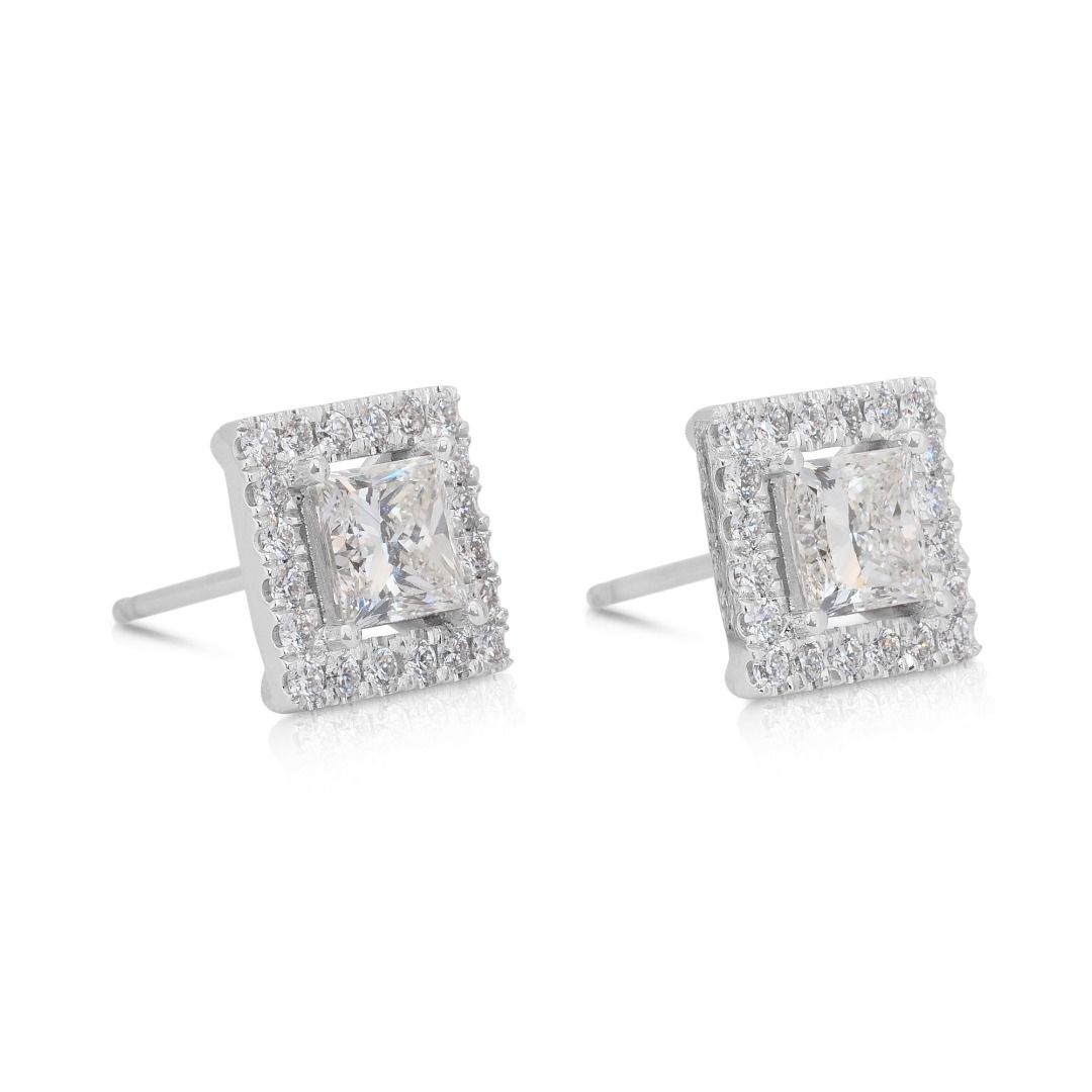 IGI Certified 2.69ct Diamonds Stud Earrings in 18k White Gold