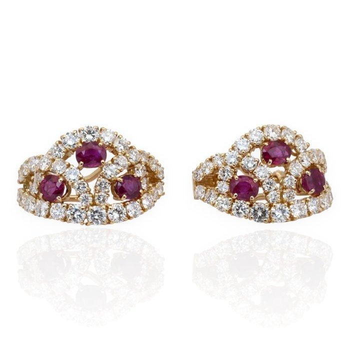 IGI Certified 3.36ct Rubies and Diamonds Earrings in 18k Yellow Gold