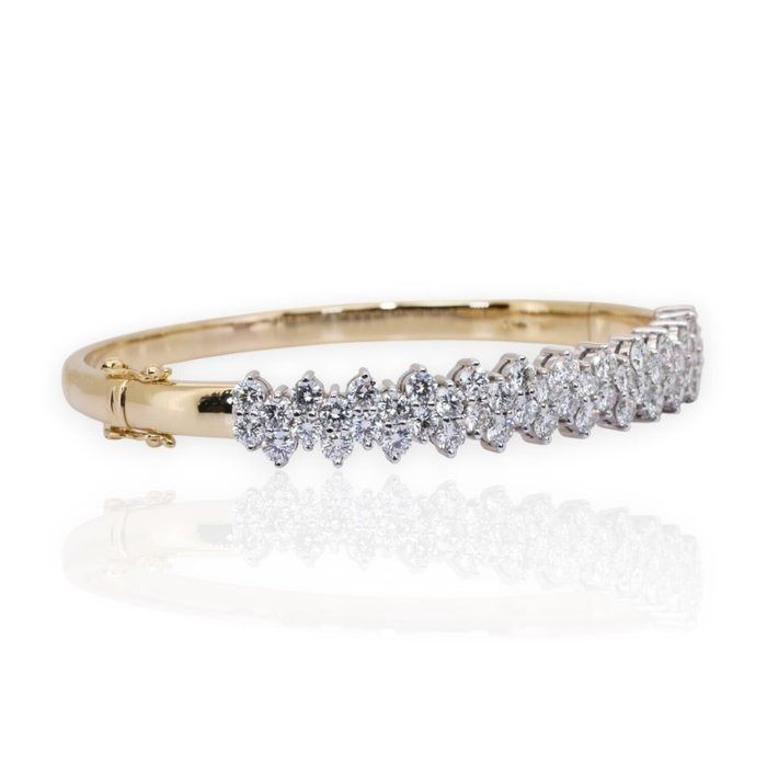 IGI Certified 4.18ct Diamonds Bangle in 18k White & Yellow Gold