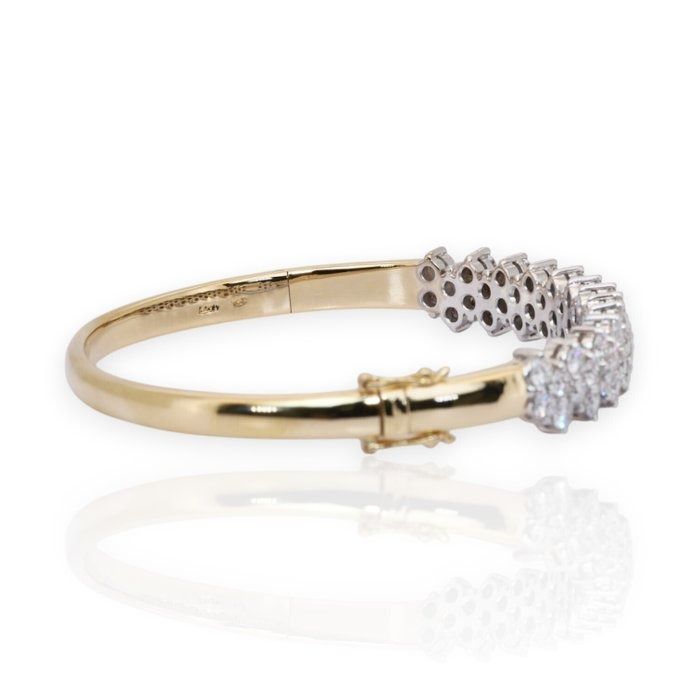 IGI Certified 4.18ct Diamonds Bangle in 18k White & Yellow Gold