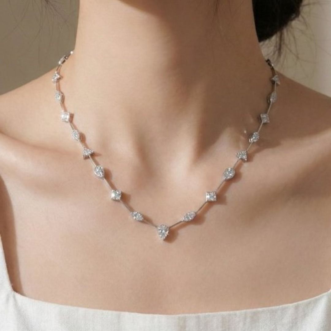 IGI Certified 4.86ct Diamonds Necklace in 18k White Gold