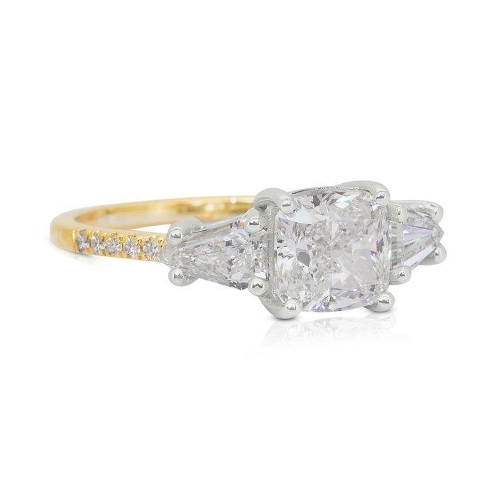 Impeccable 2.16ct Diamonds 3-Stone Ring in 18k Yellow & White Gold - IGI Certified