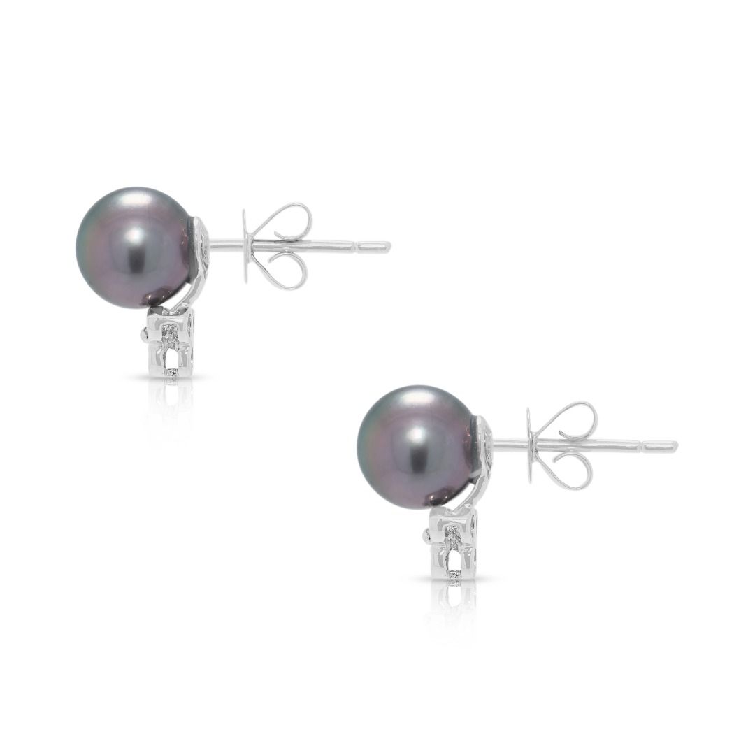Luminous 0.12ct Natural Diamond & Freshwater Pearl 18K White Gold Stud Earrings