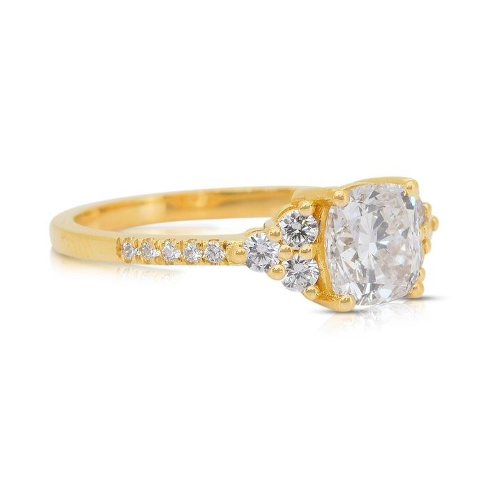 Luminous 1.50ct Diamonds Ring in 18k Yellow Gold - IGI Certified