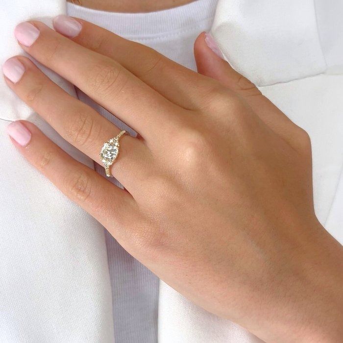 Luminous 1.50ct Diamonds Ring in 18k Yellow Gold - IGI Certified