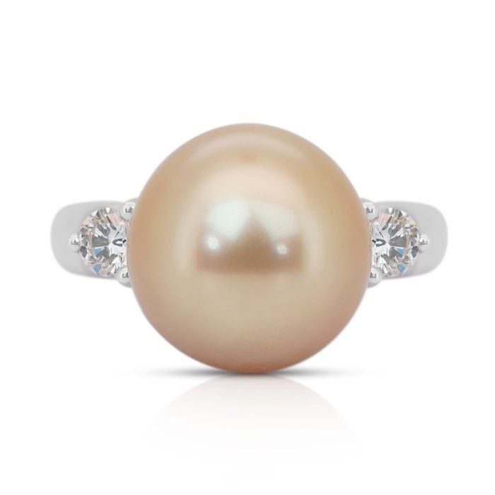 Lustrous 10.28ct South Sea Salt Water Pearl and Diamonds 3-Stone Ring in 18k White Gold - IGI Certified