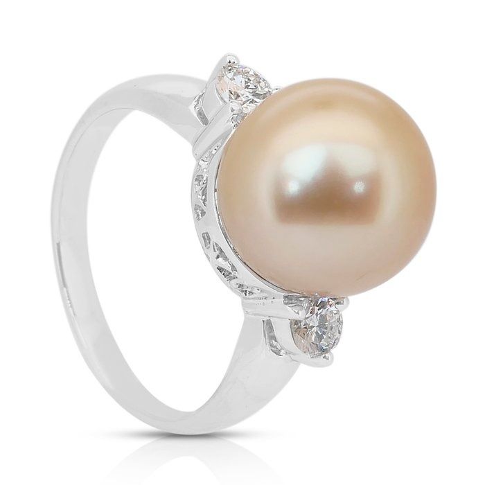 Lustrous 10.28ct South Sea Salt Water Pearl and Diamonds 3-Stone Ring in 18k White Gold - IGI Certified