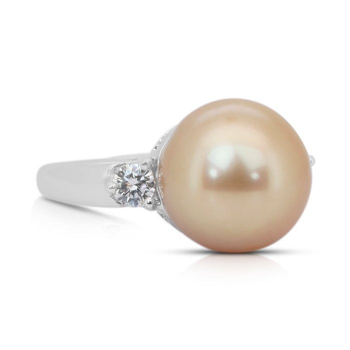 Lustrous 10.28ct South Sea Salt Water Pearl and Diamonds 3-Stone Ring in 18k White Gold - IGI Certified