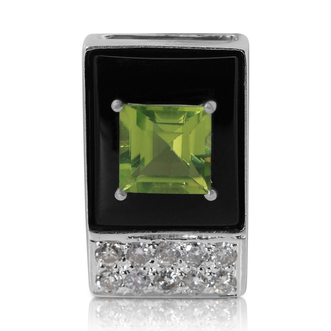 Lustrous 1.35ct Peridot and Diamond Pendant with Onyx in 18K White Gold