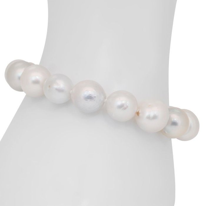 Lustrous 90.00ct Salt Water Cultured Pearls Bracelet in 18k Yellow Gold - IGI Certified