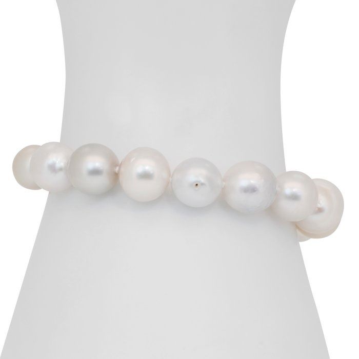Lustrous 90.00ct Salt Water Cultured Pearls Bracelet in 18k Yellow Gold - IGI Certified