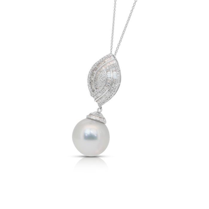 Lustrous 9.20ct Salt Water Pearl and Diamonds Drop Necklace in 18k White Gold - IGI Certified