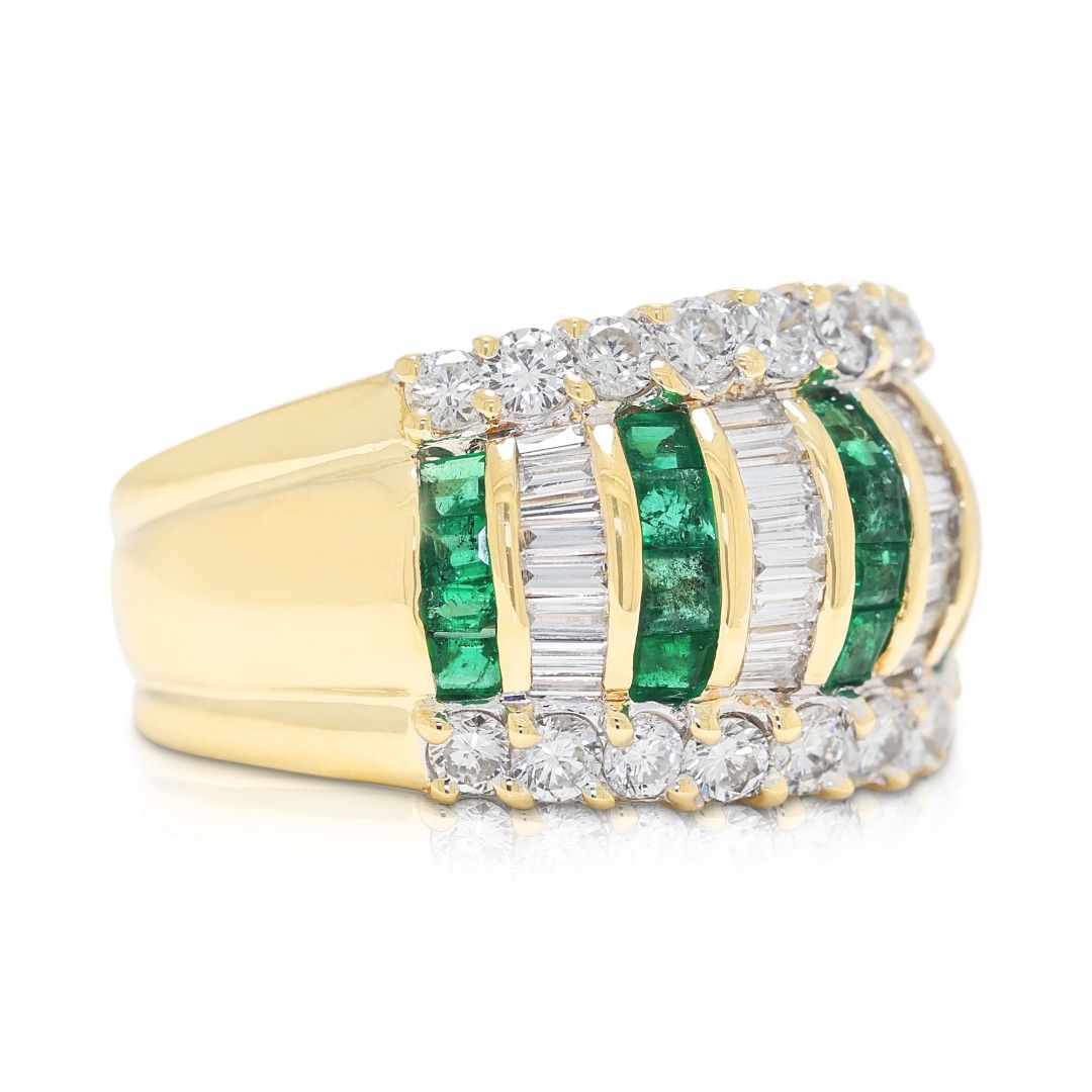 Magnificent 1.26ct Natural Emerald and Diamond Band in 18K Yellow Gold